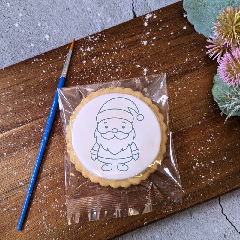 The Biskery's DIY Painted Christmas Party Biscuits kit: personalise biscuits! Fun for kids' birthday parties.