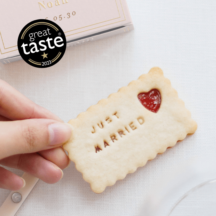 Key Gifting Occasions for the Summer - The Biskery