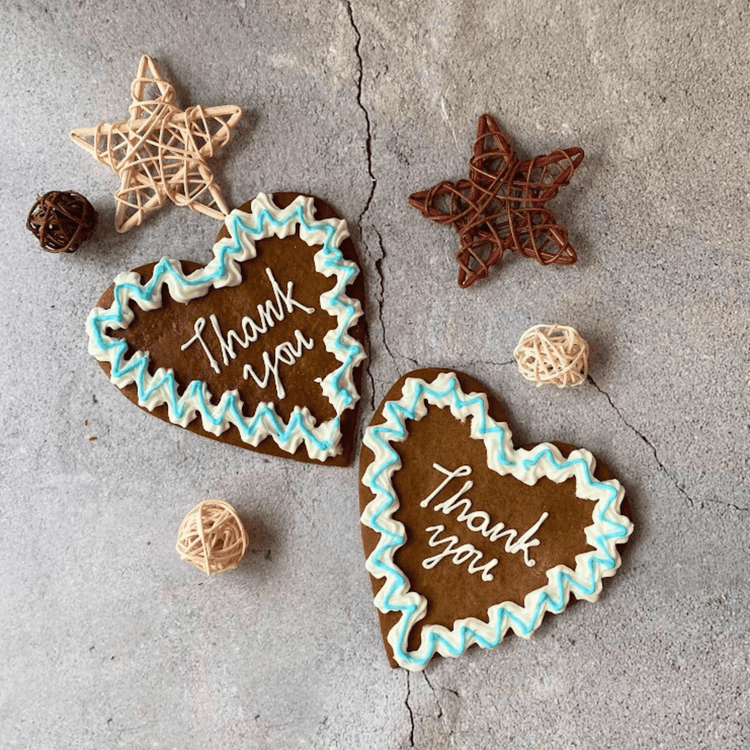 Lebkuchen Hearts for Oktoberfest - The Biskery