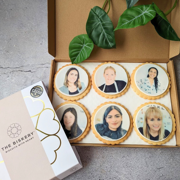 Delicious personalised edible photo biscuits for a unique & memorable gift. 